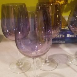 Set of Wine Glasses (For White Wine)