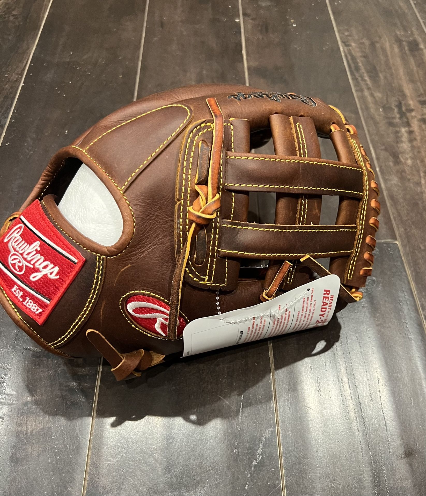 Rawlings Heart Of The hide R2G Baseball glove