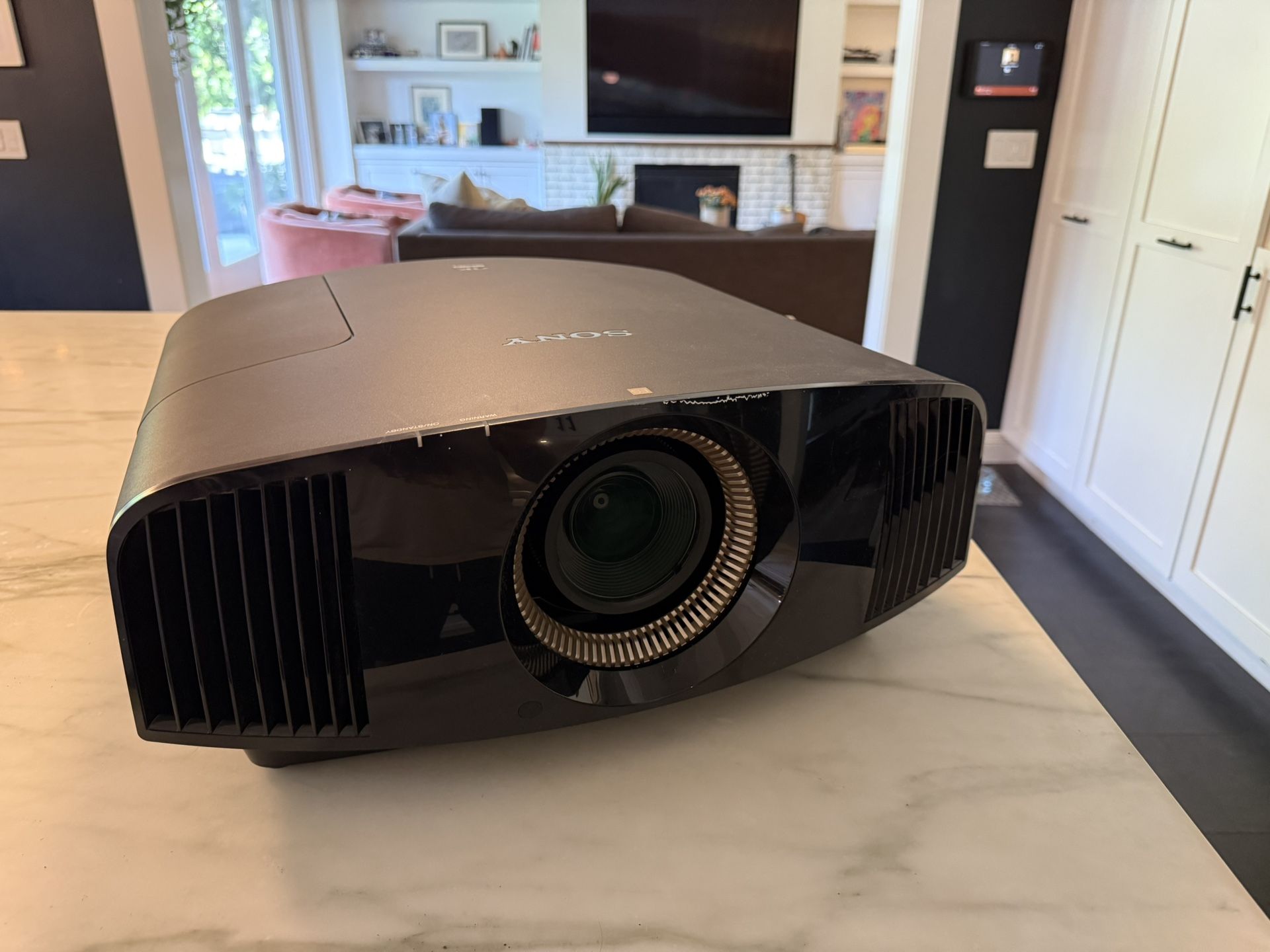 Sony Vpl-vw715es Projector