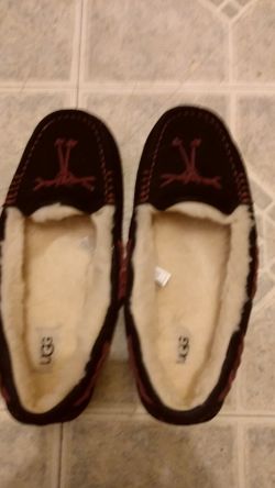 Ugg slippers