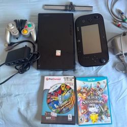 Wii U 32GB + Official Gamecube Controller & Smash Bros