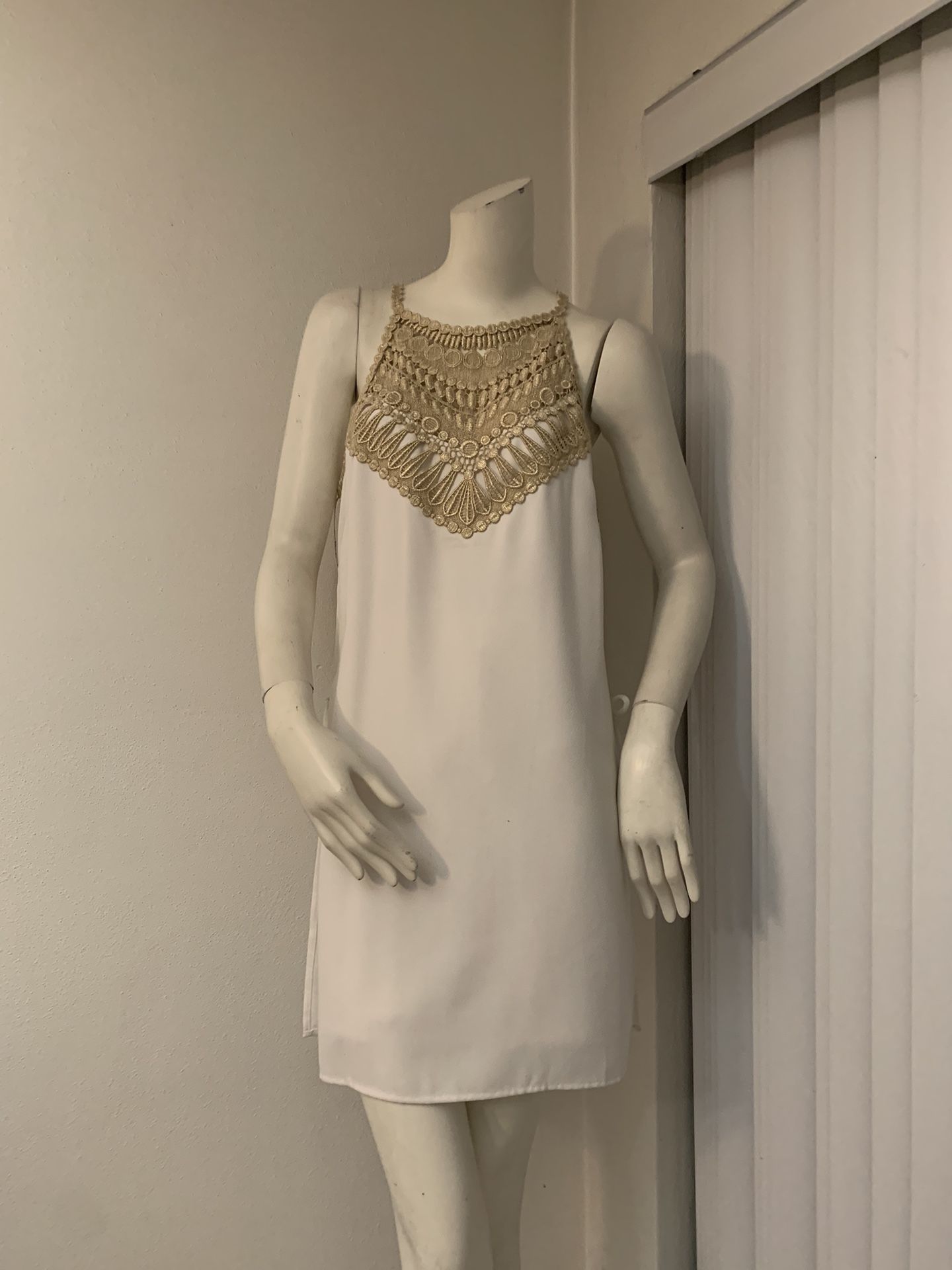 Lilly Pulitzer Shorts/Dress With Gold Trim - hulwithkids.com
