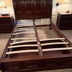 FREE Queen Size Bed Frame - Complete - PLEASE READ