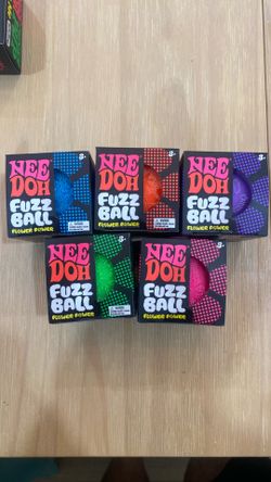 Needoh fuzz ball flower power