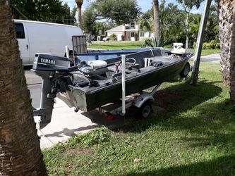 Malibu 14ft 25 horse w trailer call {contact info removed}