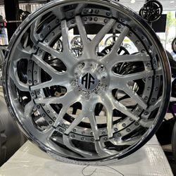 20x12.   5x139.    DODGE CLASSIC RAM.  