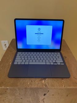Newest macbook Neo new open box 512GB Warranty 6/2/2027