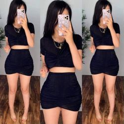 New Women's 2 Piece Set Available In Size Medium And Large 