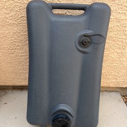 SmartTote Portable RV Waste Tote Tank - 12 Gallons - 2 Wheels - Thetford 