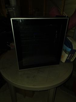 Mini fridge glass door blue light 125