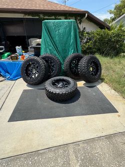 RAM 2500 FUEL RIMS & YOKOHAMA TIRES