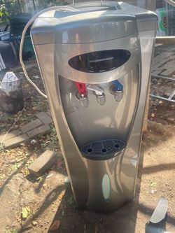Water Dispenser