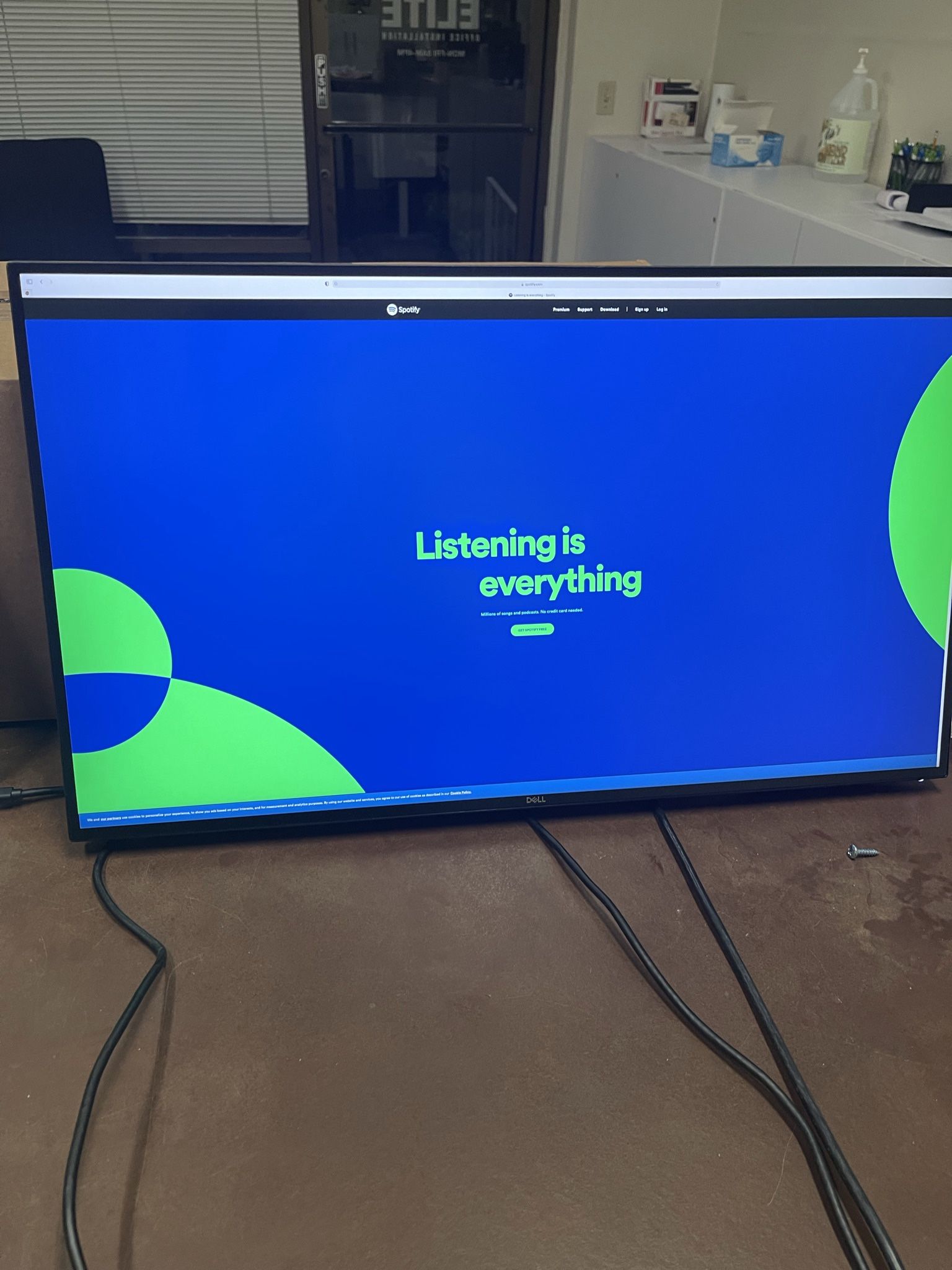 Dell Ultrasharp 4K Led-backlit 27” Monitor U2718Q! Comes Without Stand. We Have Monitor Arms Available For Purchase As Well.
