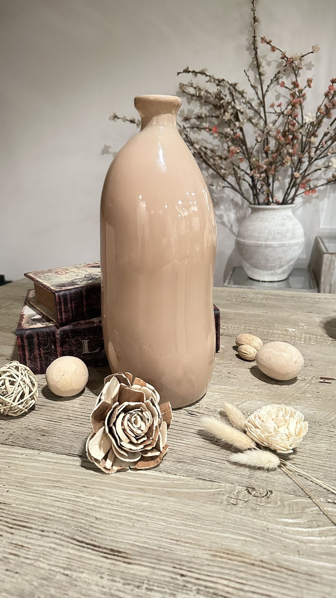 Contemporary Tan Glass (Made in Spain) 14"