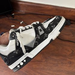 Lv Trainer Size 12