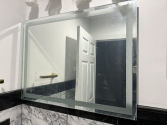 Bathroom LED mirror