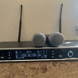 Micrófonos Debra  $200   (OBO)
