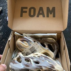 Foam Rnnr Clay