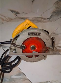 DeWalt Circular Saw
