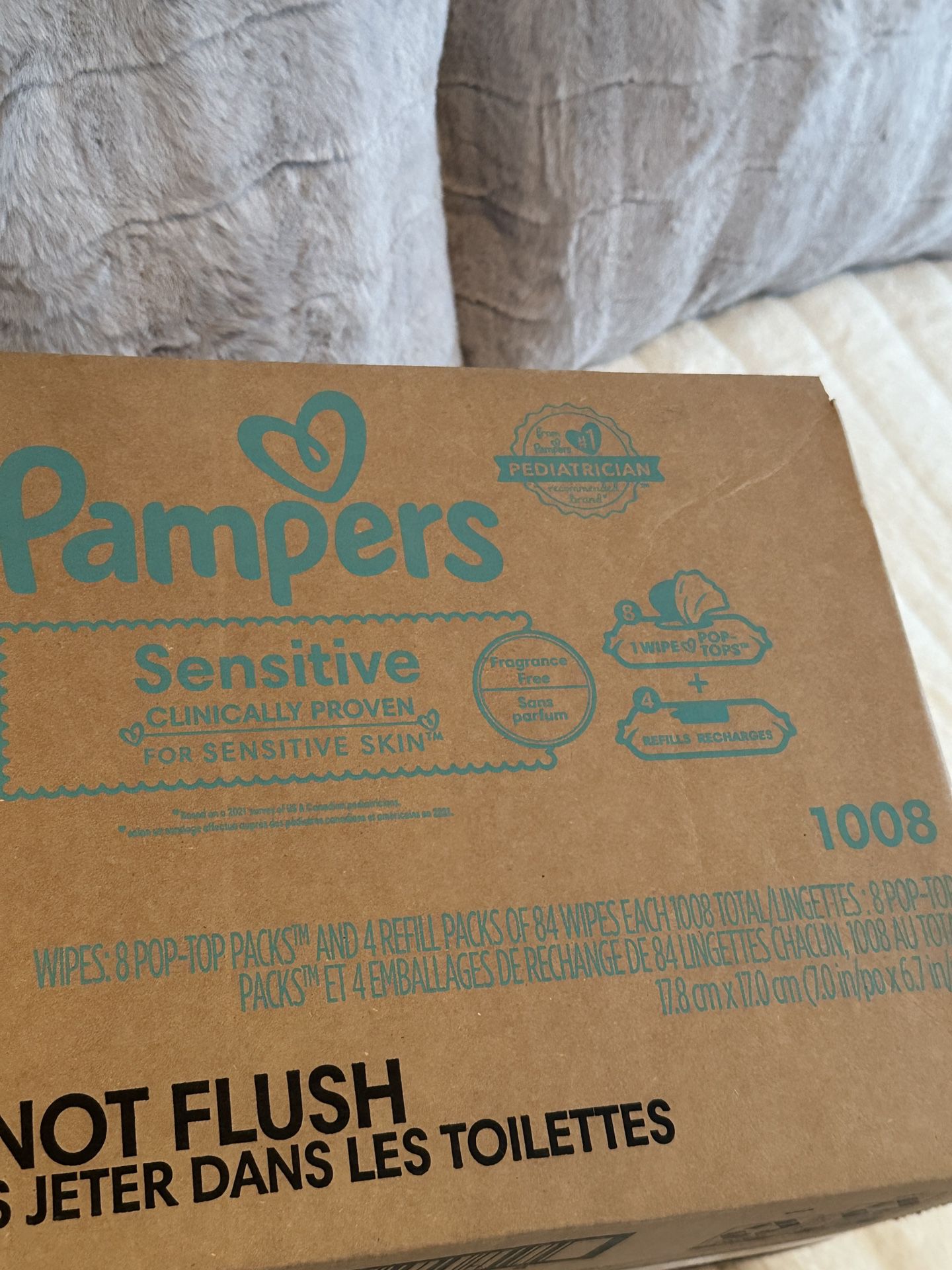 New sealed Box Pampers Sensitive Baby wipes 1008