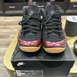 Nike Air Foamposite One Night Maroon Size 9.5