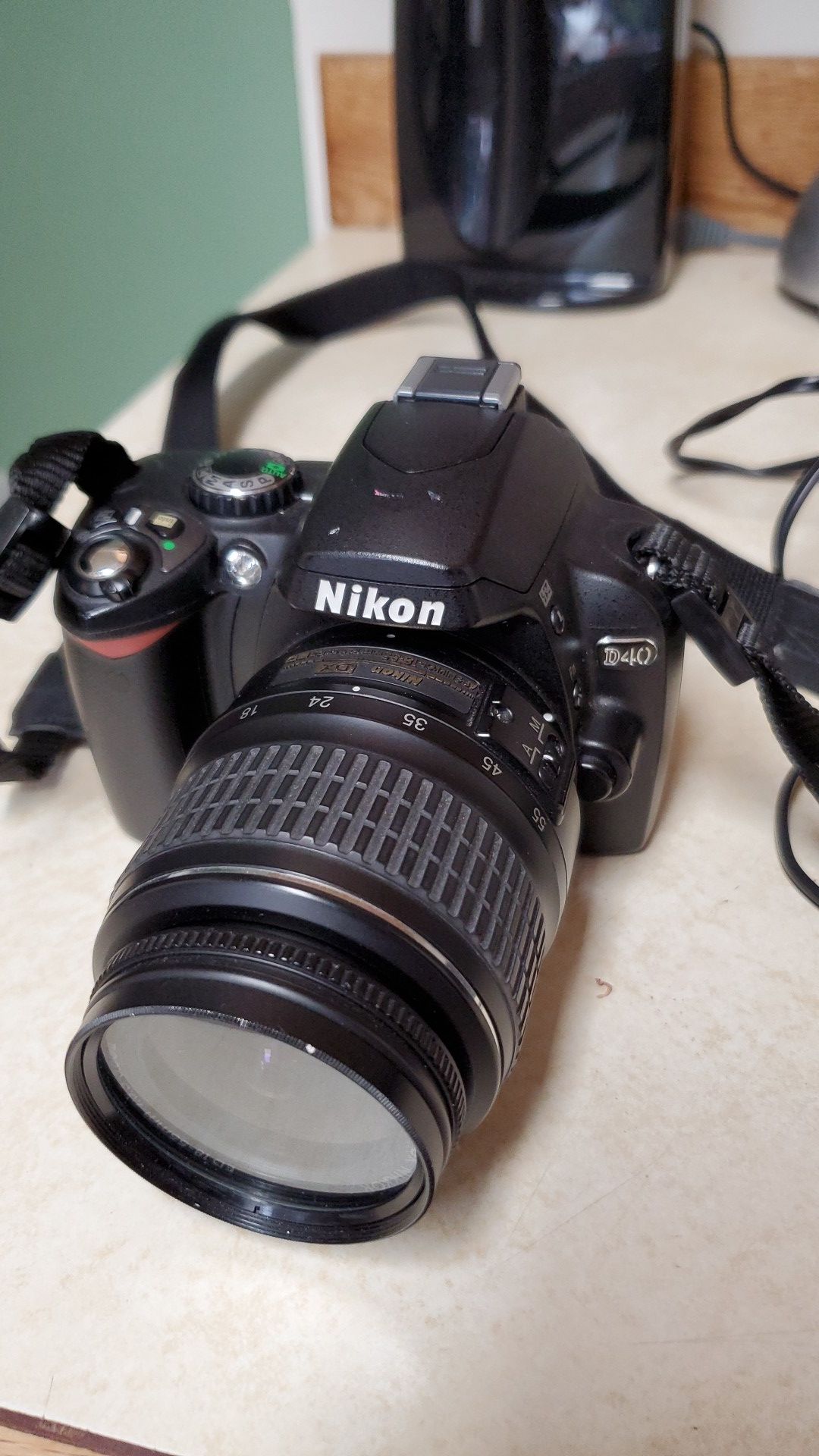 Nikon D40