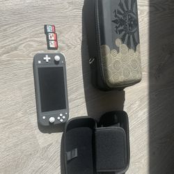 Nintendo Switch Light With 3 Games