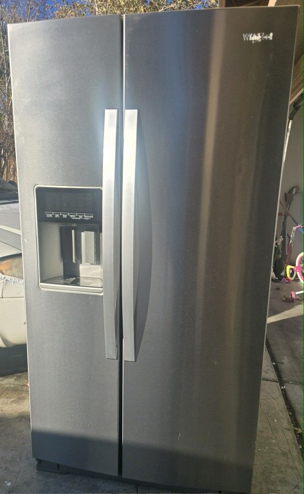 Whirlpool Refrigerator