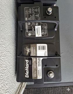 H7 / 94R AGM Car Battery – Excellent Condition