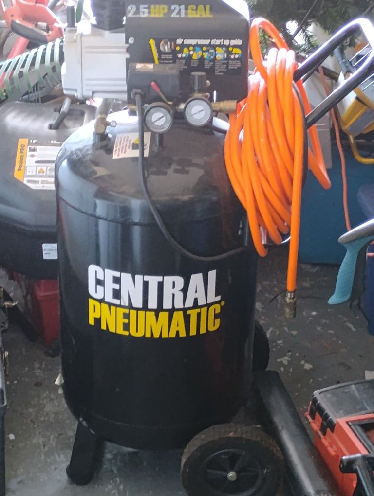 Central Pneumatic Air Compressor