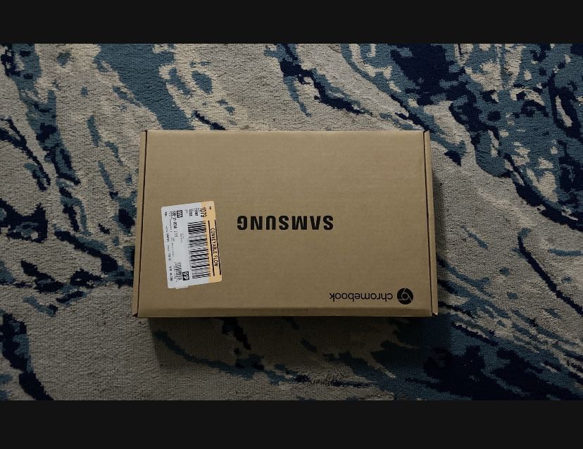 Brand New Outta The Box Samsung 11.6 Chromebook 4