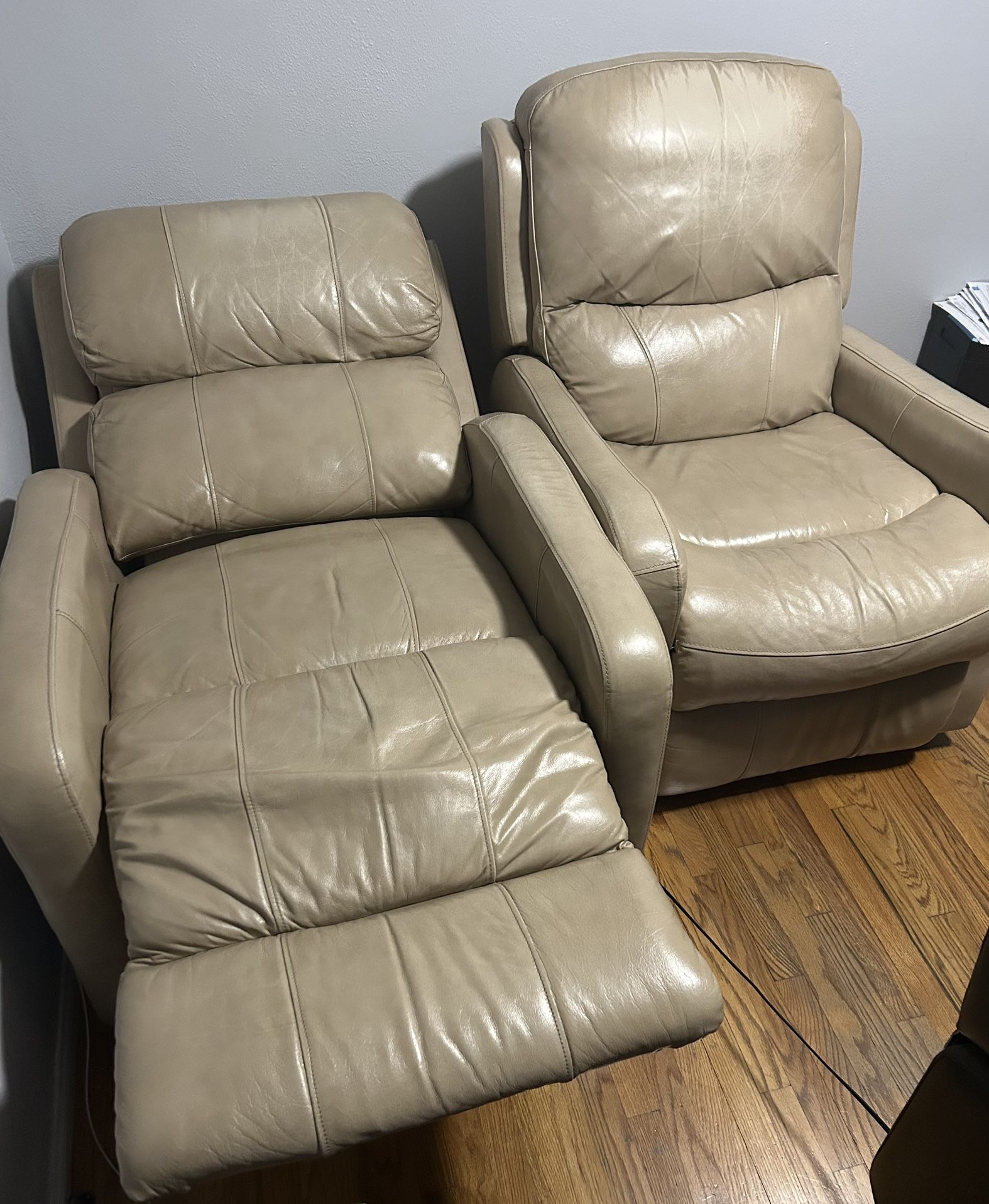 Leather Recliners- Automatic