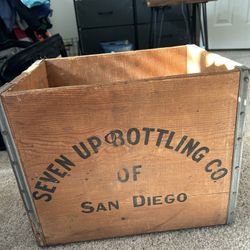Antique San Diego 7Up Bottle Crate