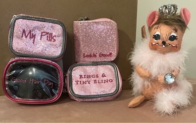 Pink Glitter Novelty Pouch Set and Mouse Figurine