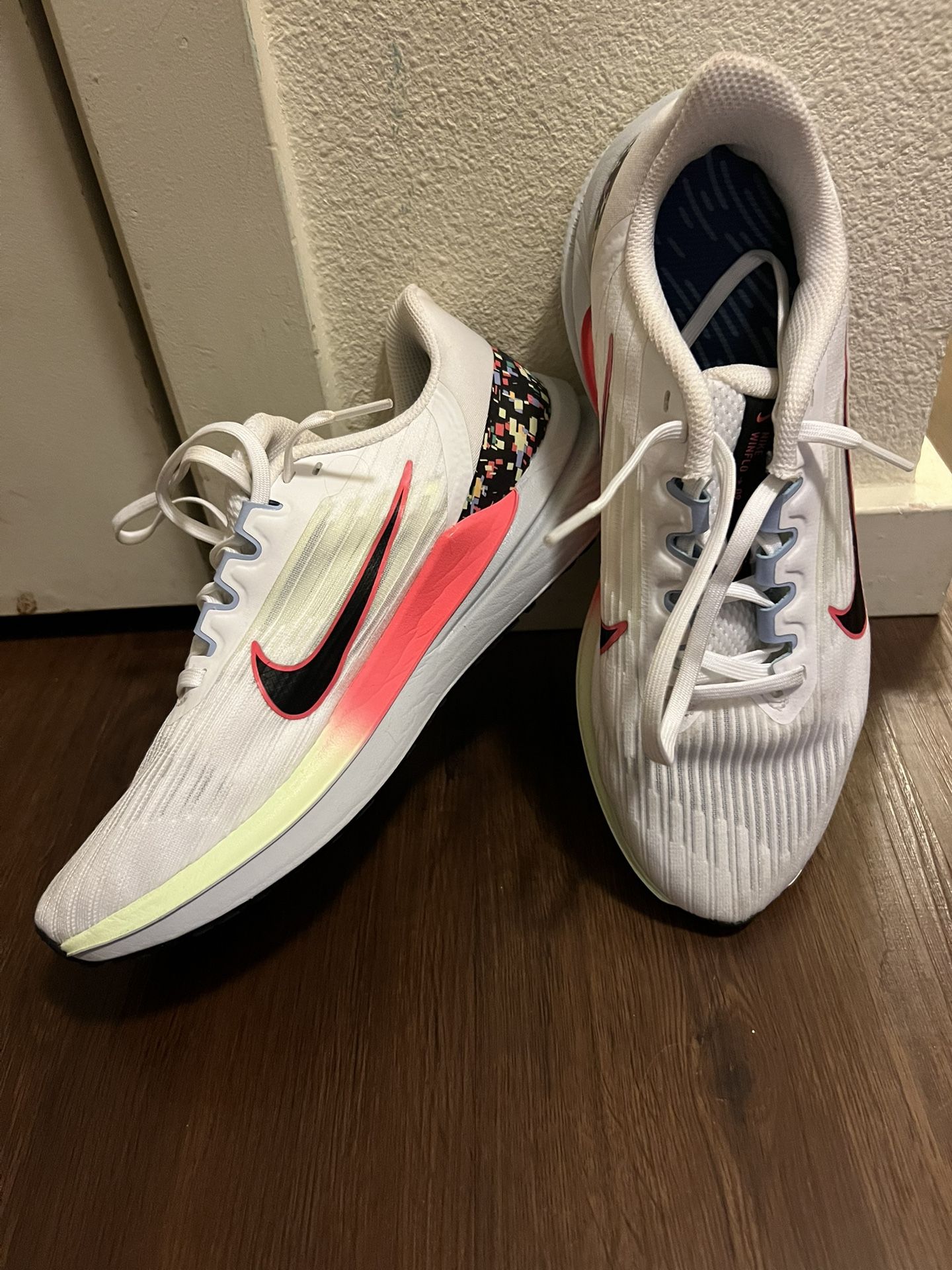 Running Shoes