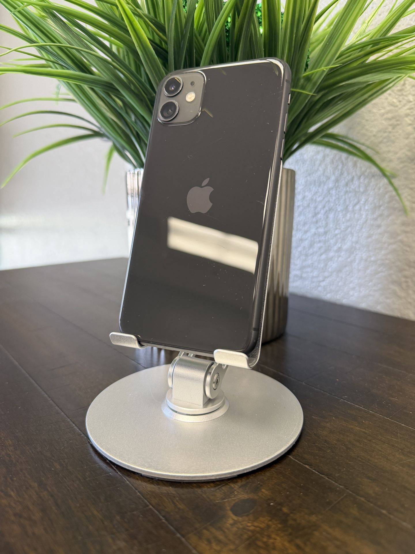 iPhone 11 AT&T 64GB - Black