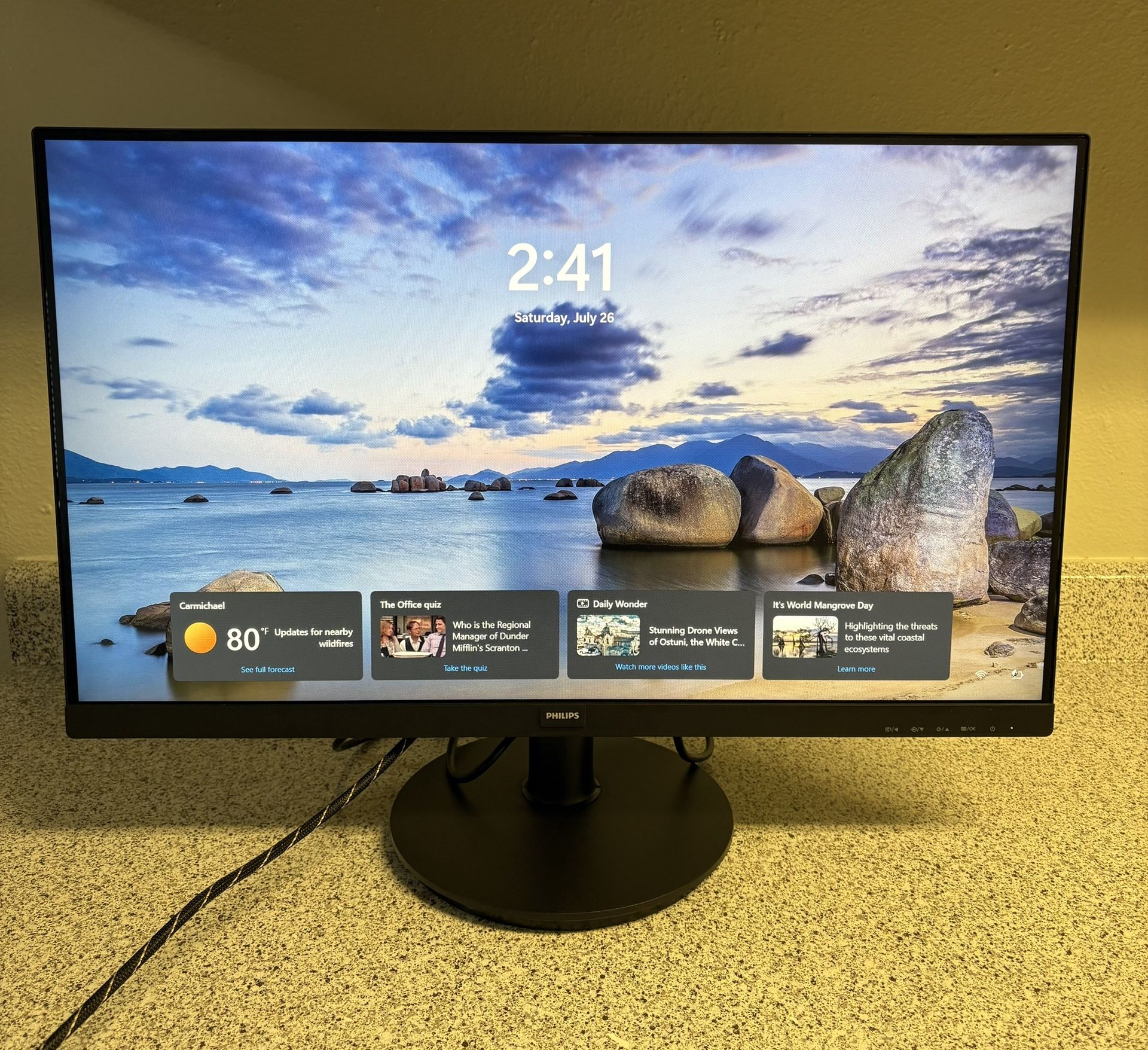 Philips Monitor 27”