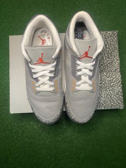 Air Jordan retro 3 Cool Grey size 8 in great condition with shoe box.