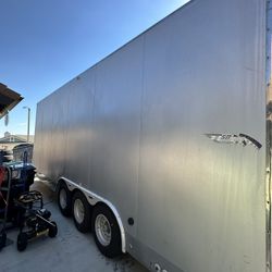 28ft Enclosed Trailer 