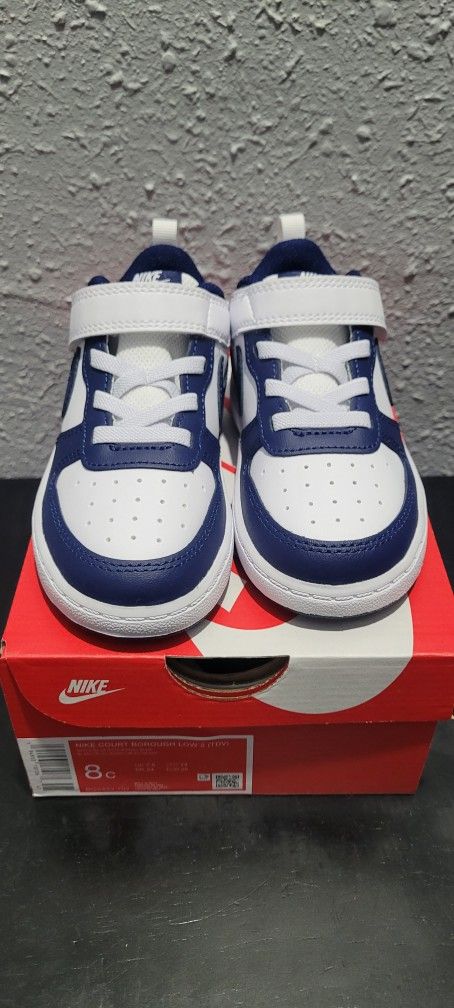 Nike Court Low
