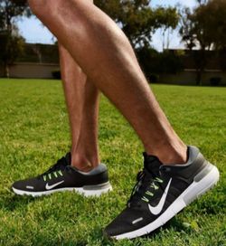 Men's Nike G Free NN Spikeless Black White Golf Cleats Sz 10.5 ⛳️