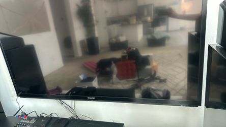 Sharp 3D 70”tv With 6 Pair Of 3D Glasses
