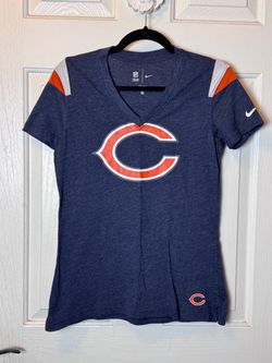 Nike Chicago Bears V-Neck T-Shirt Size Medium
