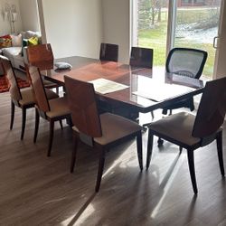 Large Dining table With Expansion 