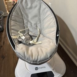 MamaRoo 4moms