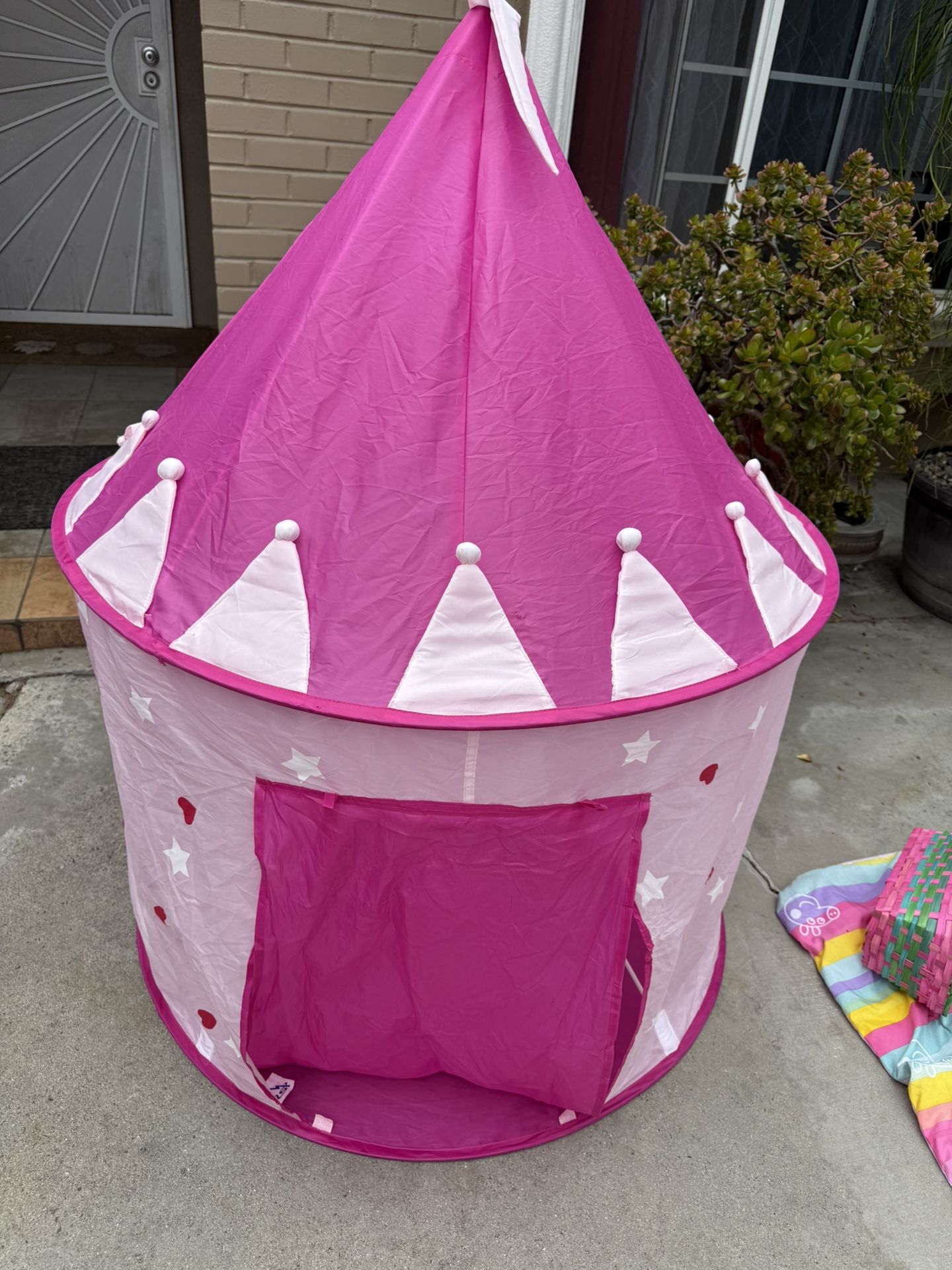 Play Tent