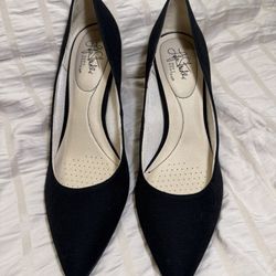 Life Stride Pumps sz 10