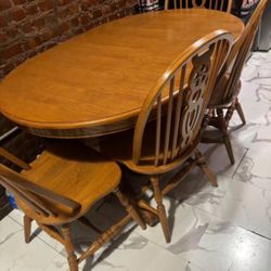 Solid wood Table And Four Chairs 