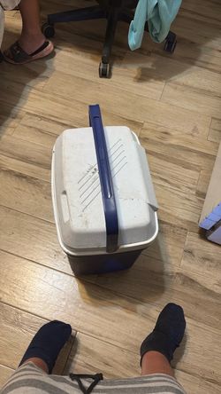 Hard Cooler Ice Chest