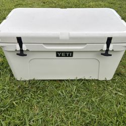Yeti 65 Cooler